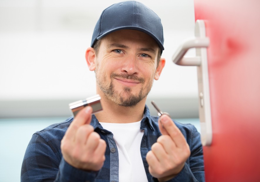 Key broken in lock, guy waiting in need of an emergency locksmith